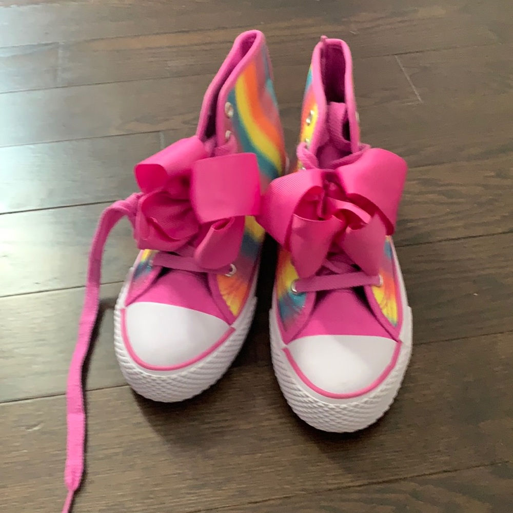 JoJo Siwa sneakers